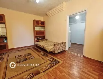 1-комнатная квартира, этаж 1 из 2, 34 м²