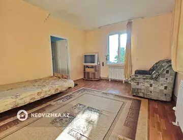 1-комнатная квартира, этаж 1 из 2, 34 м²