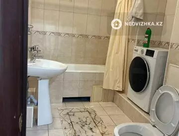 2-комнатная квартира, этаж 4 из 9, 68 м², На длительный срок