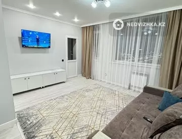2-комнатная квартира, этаж 11 из 16, 61 м², На длительный срок