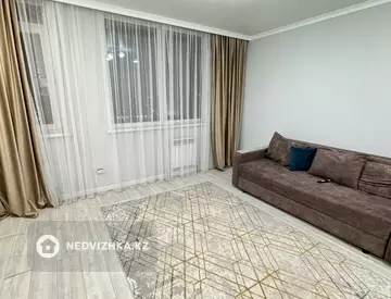 2-комнатная квартира, этаж 11 из 16, 61 м², На длительный срок