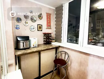 4-комнатная квартира, этаж 9 из 9, 106 м²