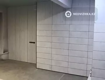 Офисное помещение, этаж 1 из 6, В жилом доме, 34 м²