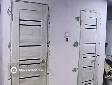 Офисное помещение, этаж 1 из 6, В жилом доме, 34 м²