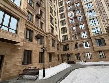 4-комнатная квартира, этаж 5 из 9, 126 м²