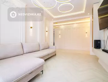 3-комнатная квартира, этаж 3 из 12, 90 м²