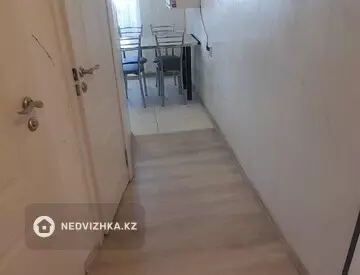 4-комнатная квартира, этаж 8 из 9, 69 м²