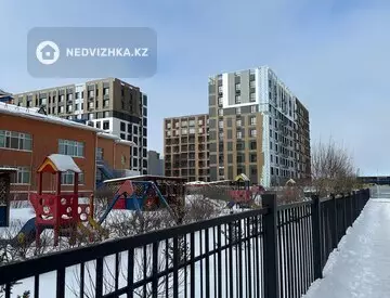 2-комнатная квартира, этаж 3 из 9, 40 м²