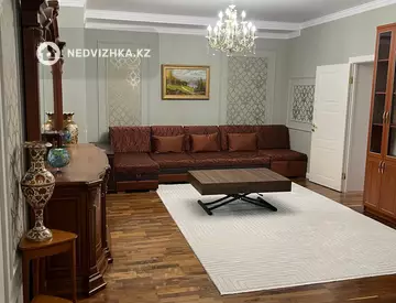 3-комнатная квартира, этаж 6 из 12, 140 м²
