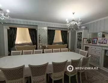 3-комнатная квартира, этаж 5 из 9, 90 м²