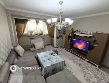 3-комнатная квартира, этаж 5 из 9, 90 м²