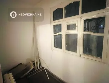 3-комнатная квартира, этаж 1 из 5, 68 м²