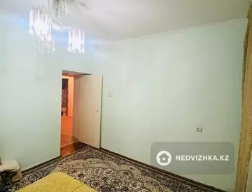 3-комнатная квартира, этаж 1 из 5, 68 м²