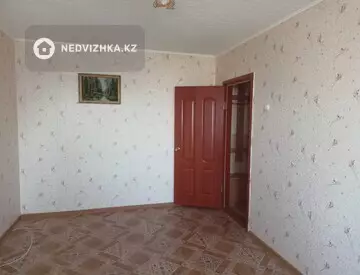 2-комнатная квартира, этаж 3 из 5, 44 м²