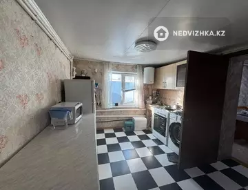 4-комнатный дом, 10 соток, 60 м²