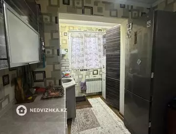 4-комнатная квартира, этаж 4 из 5, 76 м²