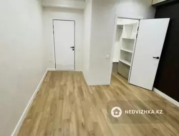 2-комнатная квартира, этаж 4 из 5, 50 м²