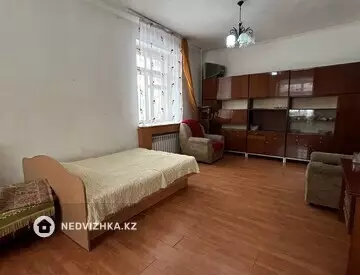 1-комнатная квартира, этаж 1 из 2, 45 м²