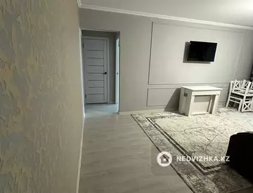 3-комнатная квартира, этаж 3 из 4, 58 м²