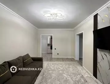 3-комнатная квартира, этаж 2 из 12, 90 м²