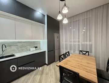 3-комнатная квартира, этаж 12 из 12, 86 м²