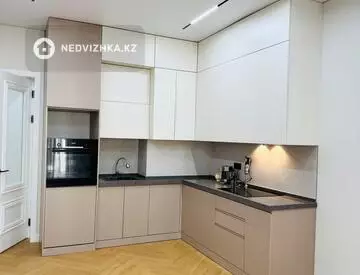 3-комнатная квартира, этаж 6 из 12, 79 м²