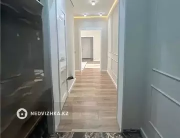 4-комнатная квартира, этаж 6 из 9, 106 м²