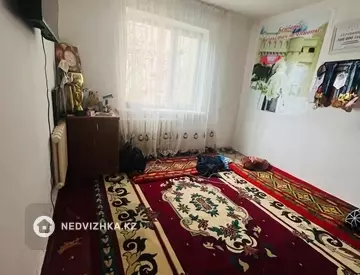 2-комнатная квартира, этаж 4 из 4, 60 м²