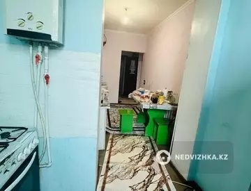 2-комнатная квартира, этаж 4 из 4, 60 м²