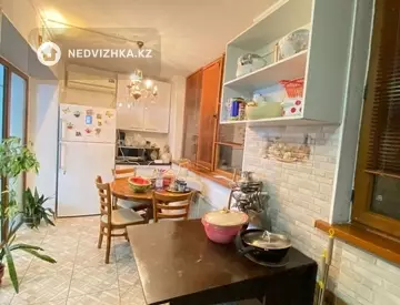 5-комнатная квартира, этаж 2 из 3, 80 м²