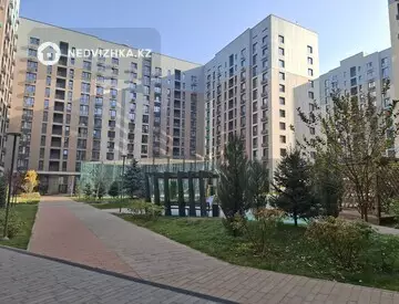 2-комнатная квартира, этаж 8 из 12, 70 м²