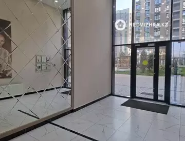 2-комнатная квартира, этаж 8 из 12, 70 м²