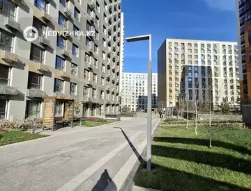 1-комнатная квартира, этаж 12 из 12, 40 м²