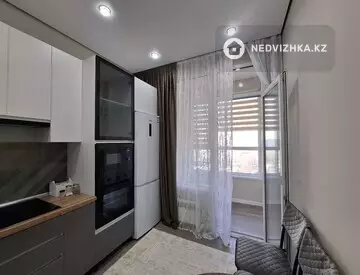 1-комнатная квартира, этаж 12 из 12, 40 м²