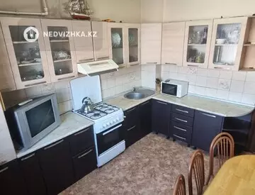 3-комнатная квартира, этаж 8 из 9, 75 м²