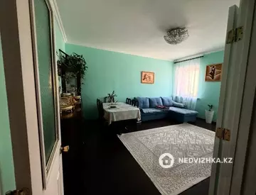 3-комнатная квартира, этаж 8 из 9, 106 м²
