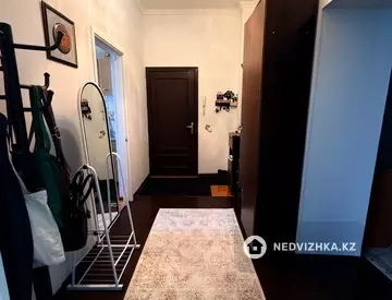 3-комнатная квартира, этаж 8 из 9, 106 м²