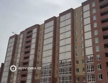 2-комнатная квартира, этаж 8 из 12, 47 м²