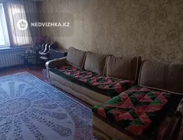 3-комнатная квартира, этаж 1 из 5, 65 м²