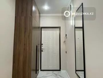 2-комнатная квартира, этаж 14 из 4, 60 м²