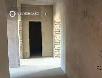 2-комнатная квартира, этаж 5 из 5, 77 м²