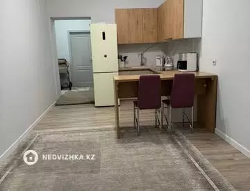 2-комнатная квартира, этаж 4 из 12, 46 м²