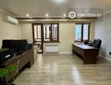 3-комнатная квартира, этаж 5 из 12, 101 м²