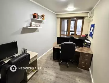 3-комнатная квартира, этаж 5 из 12, 101 м²