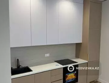 2-комнатная квартира, этаж 4 из 12, 43 м²