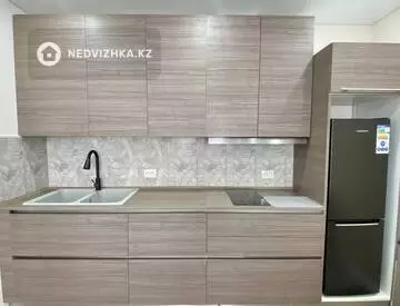 2-комнатная квартира, этаж 3 из 9, 35 м²