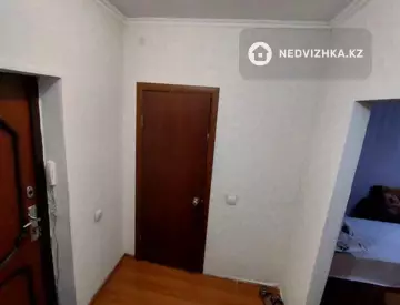 1-комнатная квартира, этаж 3 из 6, 30 м²