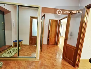 3-комнатная квартира, этаж 4 из 4, 77 м²