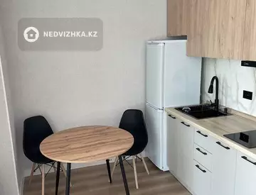 1-комнатная квартира, этаж 8 из 9, 34 м²