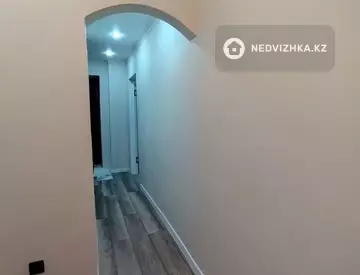 1-комнатная квартира, этаж 4 из 5, 33 м²